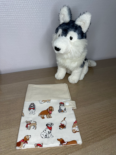 Protège carnet de santé beige Chien